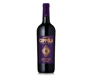 De Cabernet Sauvignon van Coppola Winery heeft een volle, intense smaak met rijke smaken van zwart fruit, koffie, amandelen en gebrand eikenhout. En een verleidelijke geur.